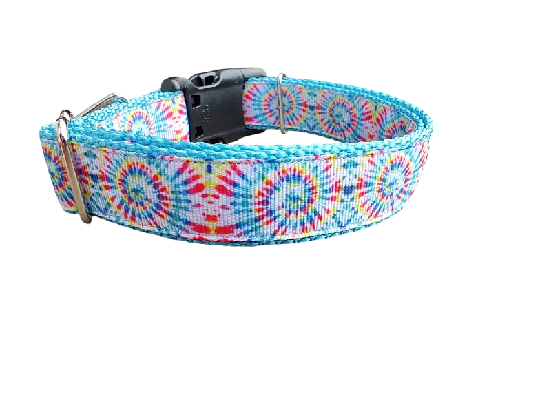 Quilted dog crate pad-Light Rainbow Tie Dye Nylon Dog Collar