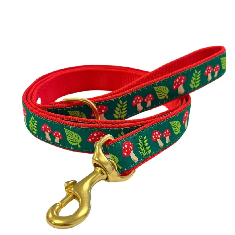 Stretchy rabbit leash-Mushrooms Dog Lead