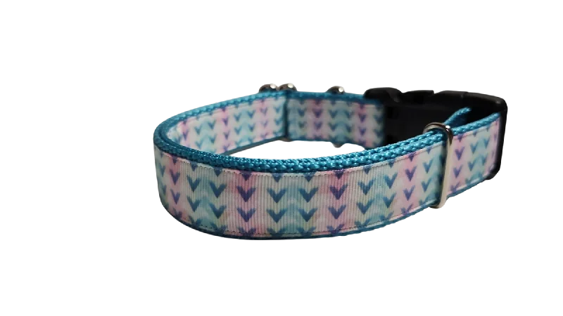 Foldable cat perch tower-Pastel Tribal V Pattern Nylon Dog Collar